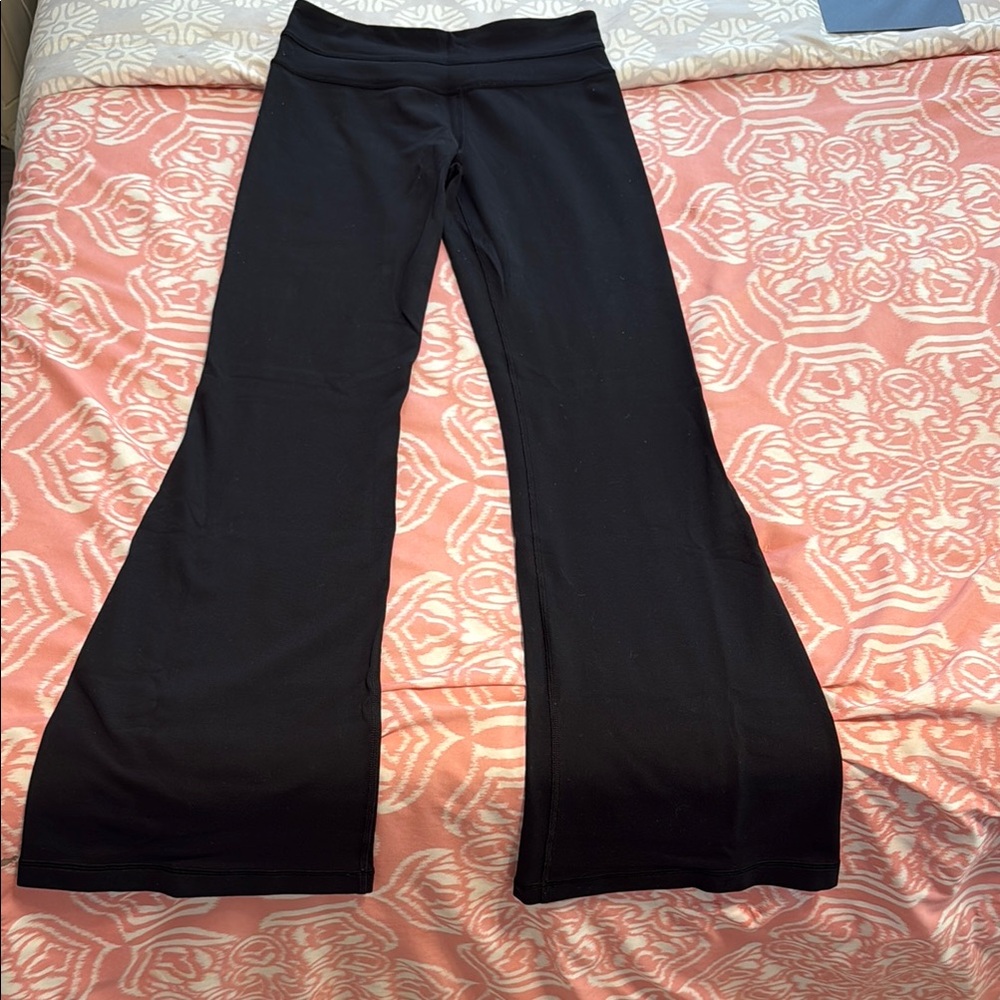 Lululemon workout or yoga pants 4 regular